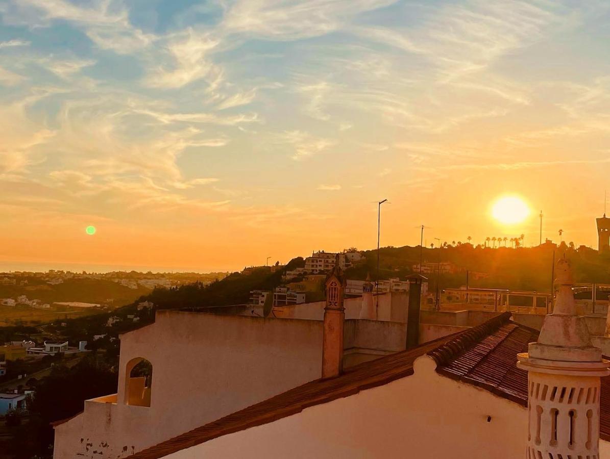 Ocean View Skyline Apartment ‚Hakuna Matata' Albufeira Exterior foto